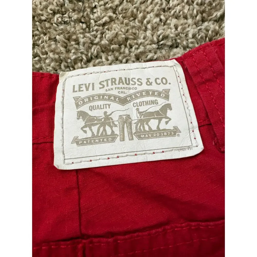 Levi's Westwood Cargo Shorts Regular Size 30 Red